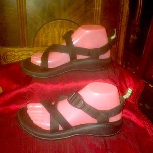 Chaco Women’s Black Size 5M Water Sandals